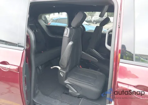 2018 Chrysler Pacifica Touring Plus z USA, uszkodzony, nr VIN 2C4RC1FG0JR204622